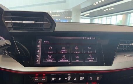 Audi A3, 2022 год, 2 095 000 рублей, 13 фотография