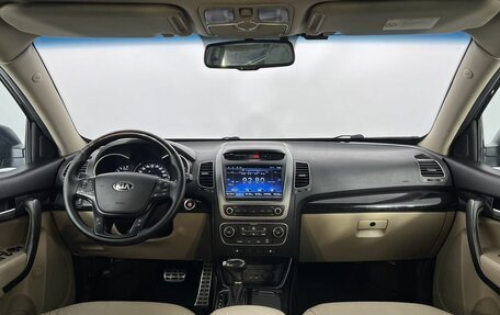 KIA Sorento II рестайлинг, 2013 год, 1 650 000 рублей, 15 фотография