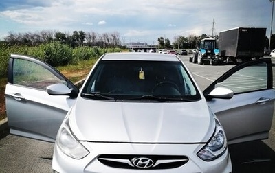 Hyundai Solaris II рестайлинг, 2013 год, 760 000 рублей, 1 фотография