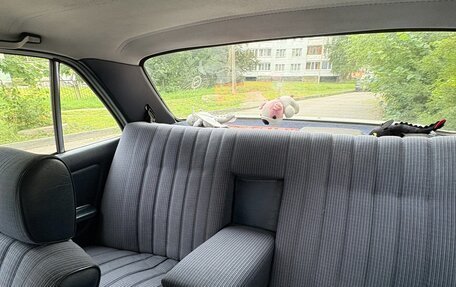Mercedes-Benz W123, 1983 год, 250 000 рублей, 5 фотография
