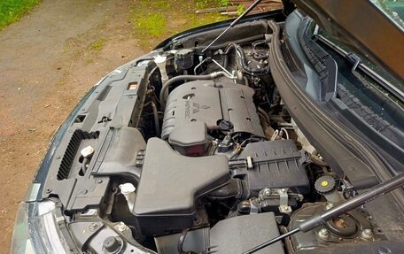 Mitsubishi Outlander III рестайлинг 3, 2019 год, 2 150 000 рублей, 2 фотография