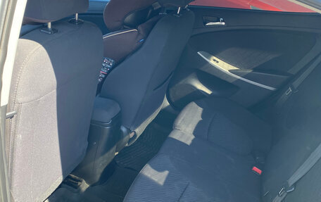 Hyundai Solaris II рестайлинг, 2013 год, 780 000 рублей, 2 фотография