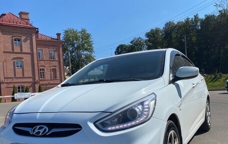 Hyundai Solaris II рестайлинг, 2013 год, 780 000 рублей, 5 фотография