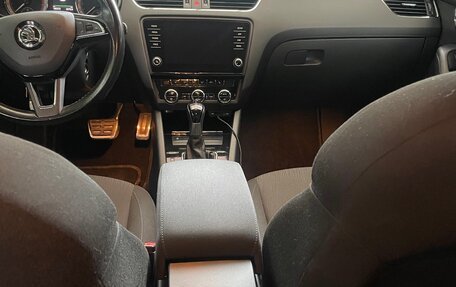 Skoda Octavia, 2017 год, 1 450 000 рублей, 7 фотография