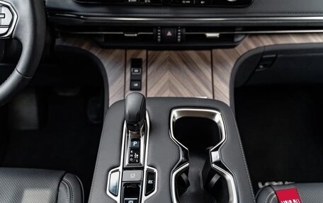 Lexus LM, 2024 год, 16 990 000 рублей, 19 фотография