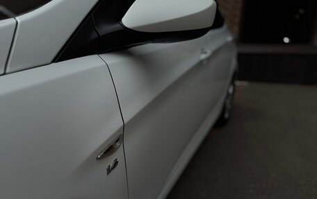 Hyundai Solaris II рестайлинг, 2015 год, 1 100 000 рублей, 4 фотография