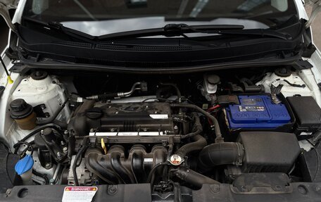 Hyundai Solaris II рестайлинг, 2015 год, 1 100 000 рублей, 15 фотография