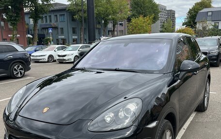 Porsche Cayenne III, 2012 год, 2 600 000 рублей, 2 фотография