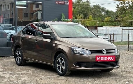 Volkswagen Polo VI (EU Market), 2015 год, 735 000 рублей, 3 фотография