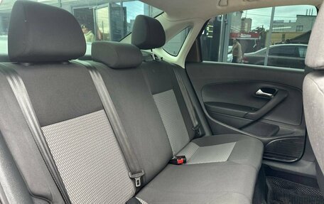 Volkswagen Polo VI (EU Market), 2015 год, 735 000 рублей, 26 фотография