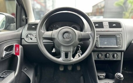 Volkswagen Polo VI (EU Market), 2015 год, 735 000 рублей, 21 фотография