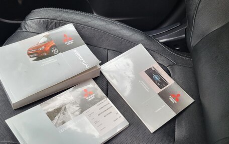 Mitsubishi Outlander III рестайлинг 3, 2015 год, 1 540 000 рублей, 17 фотография