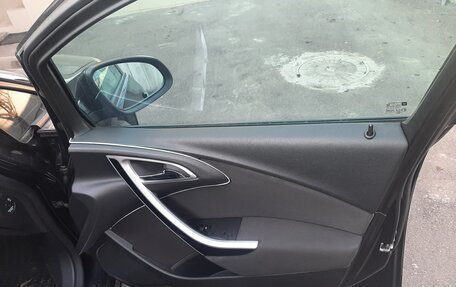 Opel Astra J, 2012 год, 600 000 рублей, 18 фотография