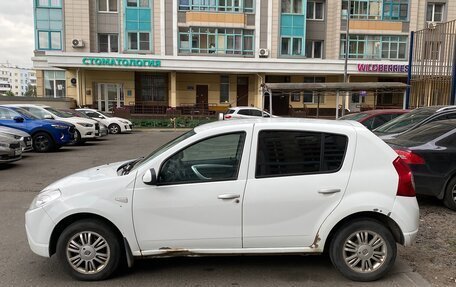 Renault Sandero I, 2014 год, 450 000 рублей, 2 фотография