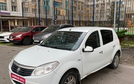 Renault Sandero I, 2014 год, 450 000 рублей, 4 фотография