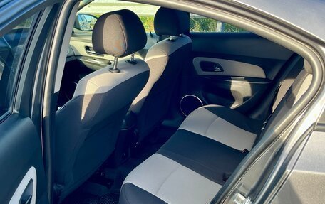 Chevrolet Cruze II, 2011 год, 525 000 рублей, 9 фотография