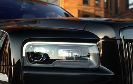 Rolls-Royce Cullinan, 2020 год, 42 000 000 рублей, 13 фотография