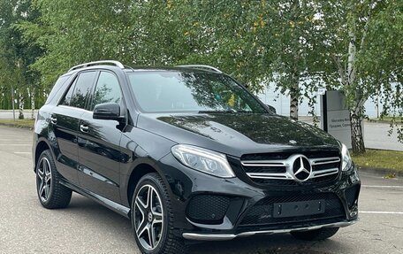 Mercedes-Benz GLE, 2017 год, 4 650 000 рублей, 3 фотография