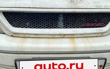 Toyota Vista V30, 2001 год, 380 000 рублей, 2 фотография