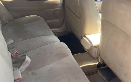 Toyota Vista V30, 2001 год, 380 000 рублей, 6 фотография