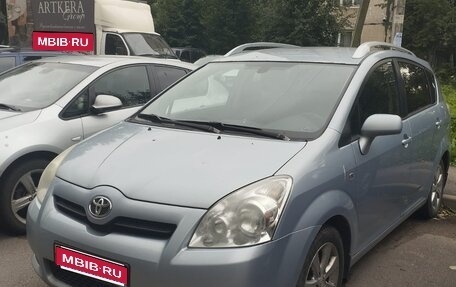 Toyota Corolla Verso I, 2008 год, 750 000 рублей, 1 фотография