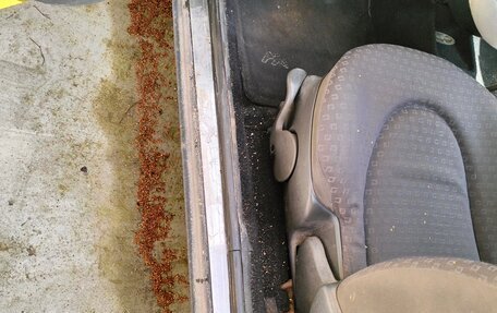 Ford KA I, 2000 год, 200 000 рублей, 10 фотография