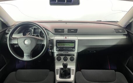 Volkswagen Passat B6, 2008 год, 592 000 рублей, 10 фотография