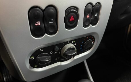 Renault Sandero I, 2011 год, 719 000 рублей, 19 фотография