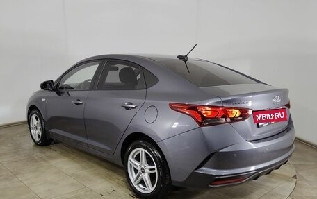 Hyundai Solaris II рестайлинг, 2021 год, 1 630 000 рублей, 7 фотография