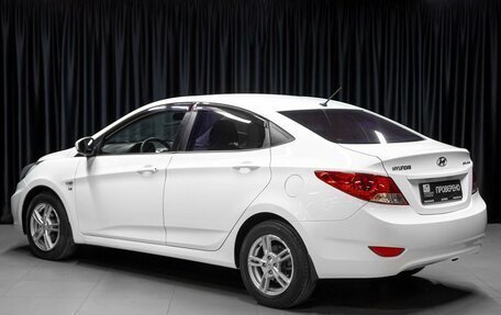 Hyundai Solaris II рестайлинг, 2012 год, 800 000 рублей, 4 фотография