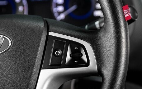 Hyundai Solaris II рестайлинг, 2012 год, 800 000 рублей, 11 фотография