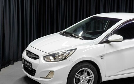 Hyundai Solaris II рестайлинг, 2012 год, 800 000 рублей, 19 фотография