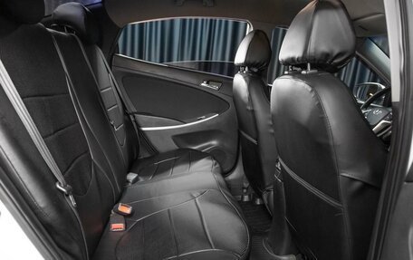 Hyundai Solaris II рестайлинг, 2012 год, 800 000 рублей, 17 фотография