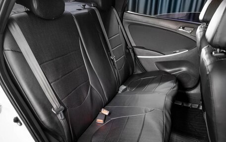 Hyundai Solaris II рестайлинг, 2012 год, 800 000 рублей, 18 фотография