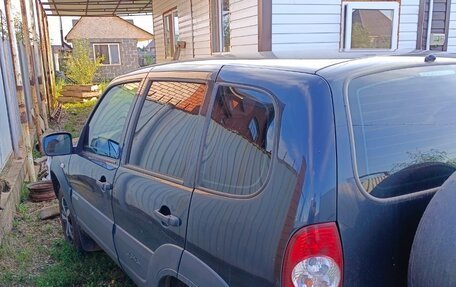 Chevrolet Niva I рестайлинг, 2018 год, 770 000 рублей, 3 фотография