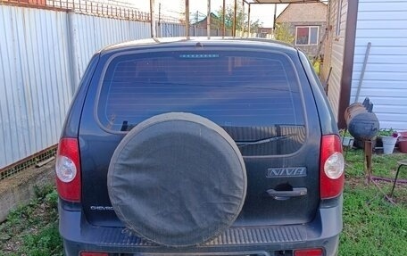 Chevrolet Niva I рестайлинг, 2018 год, 770 000 рублей, 4 фотография