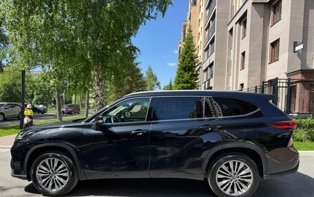 Toyota Highlander, 2025 год, 4 900 000 рублей, 3 фотография