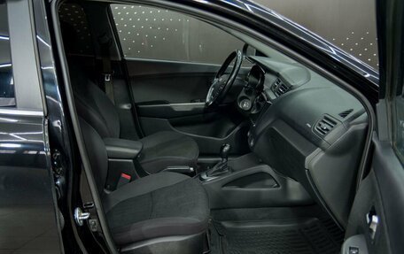 KIA Rio III рестайлинг, 2015 год, 1 049 000 рублей, 15 фотография