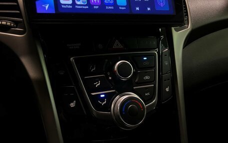 Hyundai i30 II рестайлинг, 2015 год, 1 092 000 рублей, 13 фотография
