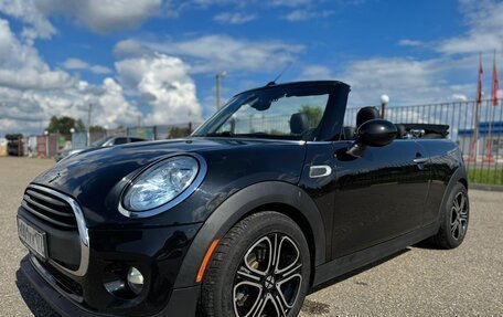 MINI Cabrio, 2018 год, 1 800 000 рублей, 6 фотография