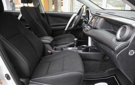 Toyota RAV4, 2017 год, 2 649 000 рублей, 18 фотография