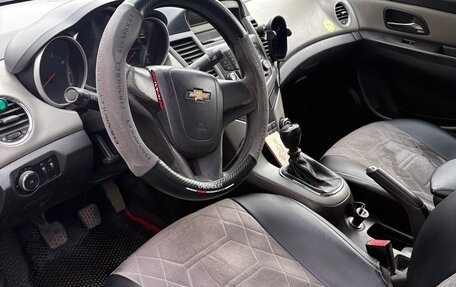 Chevrolet Cruze II, 2011 год, 600 000 рублей, 5 фотография