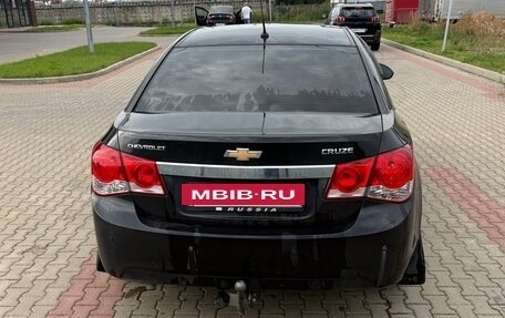 Chevrolet Cruze II, 2011 год, 600 000 рублей, 4 фотография