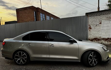 Volkswagen Jetta VI, 2012 год, 1 550 000 рублей, 3 фотография