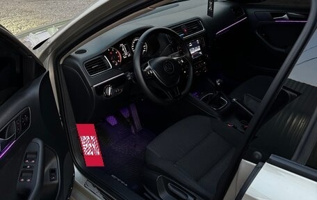 Volkswagen Jetta VI, 2012 год, 1 550 000 рублей, 16 фотография