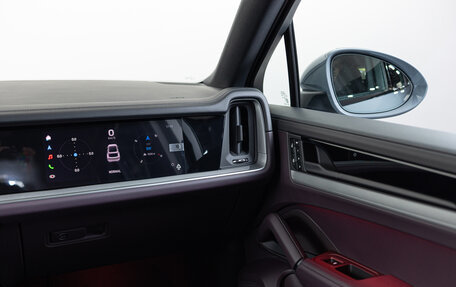 Porsche Cayenne III, 2025 год, 17 990 000 рублей, 20 фотография