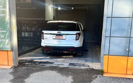 Ford Explorer VI, 2013 год, 1 950 000 рублей, 5 фотография
