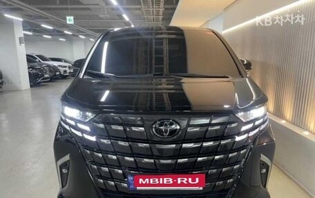 Toyota Alphard, 2025 год, 10 489 099 рублей, 2 фотография