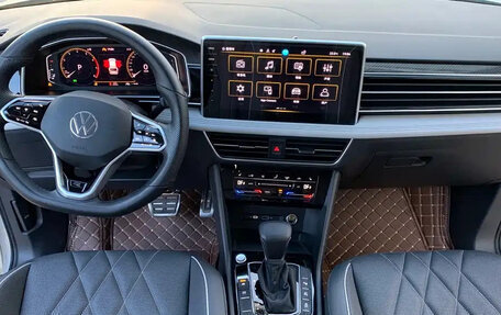 Volkswagen Tiguan II, 2022 год, 2 550 777 рублей, 9 фотография