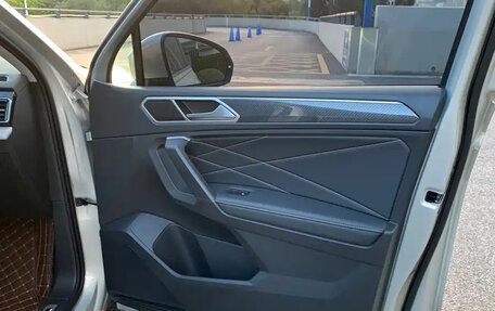 Volkswagen Tiguan II, 2022 год, 2 550 777 рублей, 21 фотография